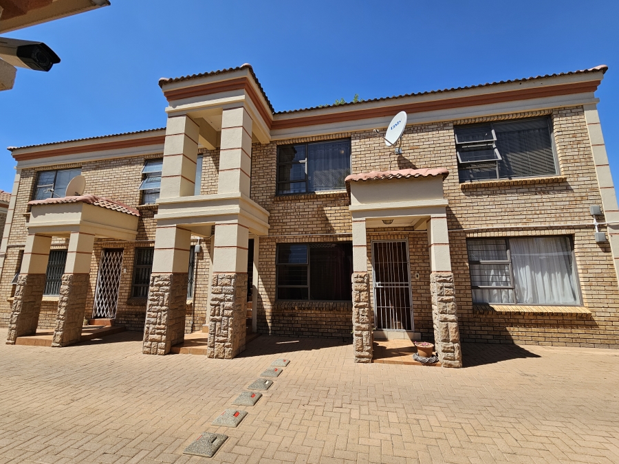 2 Bedroom Property for Sale in Die Bult North West